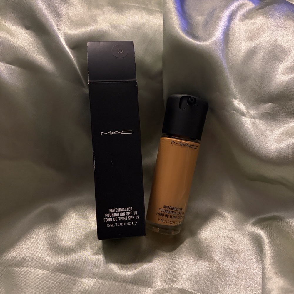 MAC MATCHMASTER 5.0 BROADSPECTRUM FOUNDATION SPF15